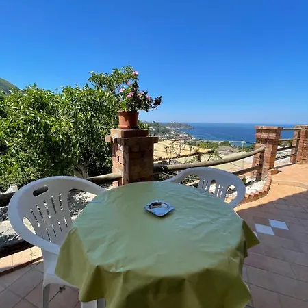 Giardini Di Iside E Osiride Bed & Breakfast *